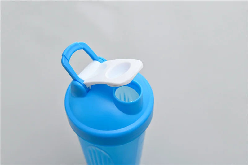 600ml Portable Protein Powder Shaker Bottle Leak Proof Water Bottle for Gym Fitness Training Sport Shaker Mixing Cup with Scale